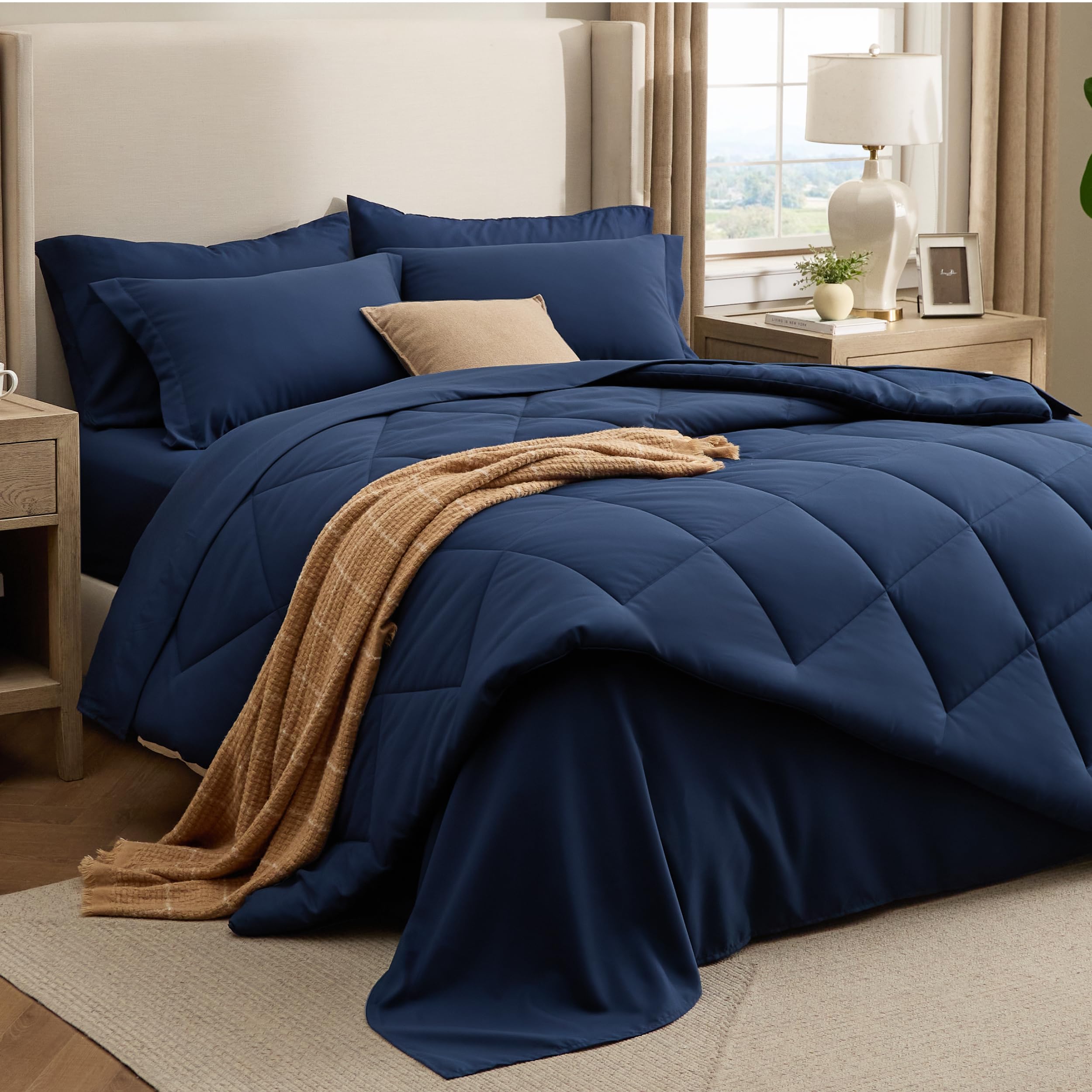 Bedsure couette face visible bleu marine présentant finition élégante et confort