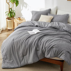 Bedsure couette pleine vue de face montrant la couleur gris chiné et confort immédiat