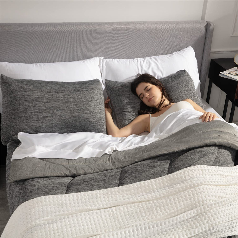 Bedsure couette détail réversible montrant deux surfaces utiles