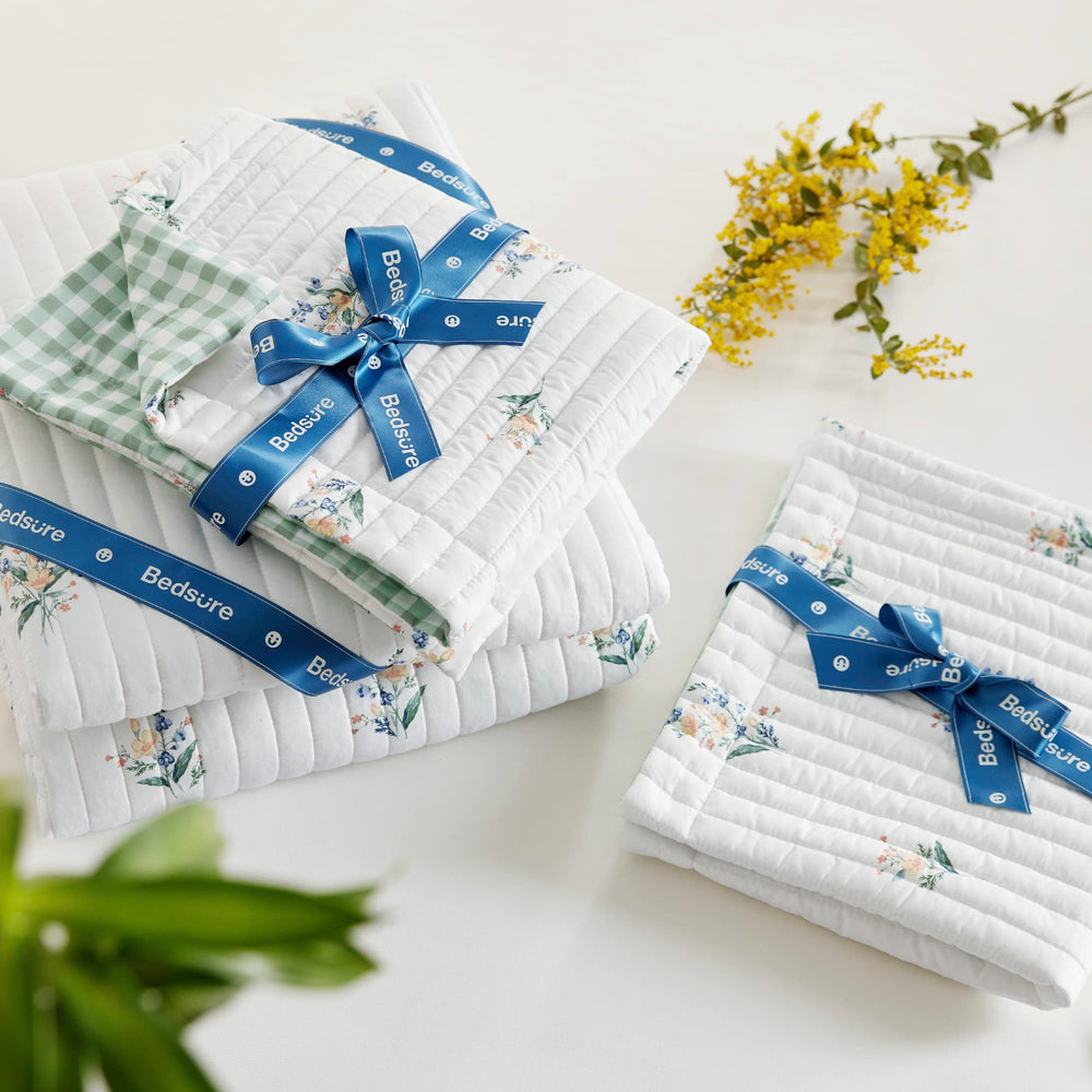 Bedsure lit préparé avec couette florale montrant l'effet décoratif en chambre