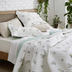 Bedsure tissu polyester brossé gros plan montrant douceur et anti-statique
