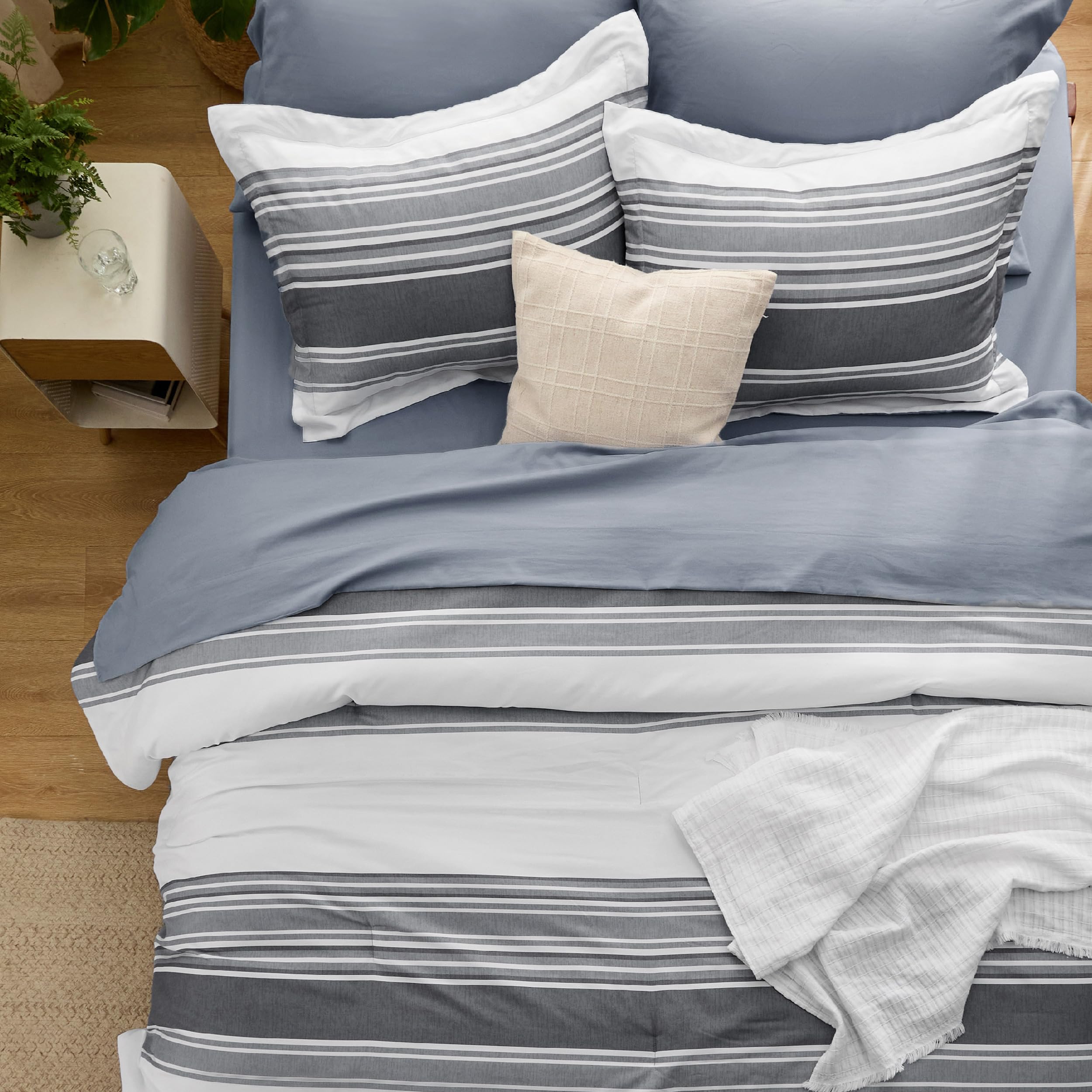 Bedsure verso réversible affichant une option de style alternative pratique