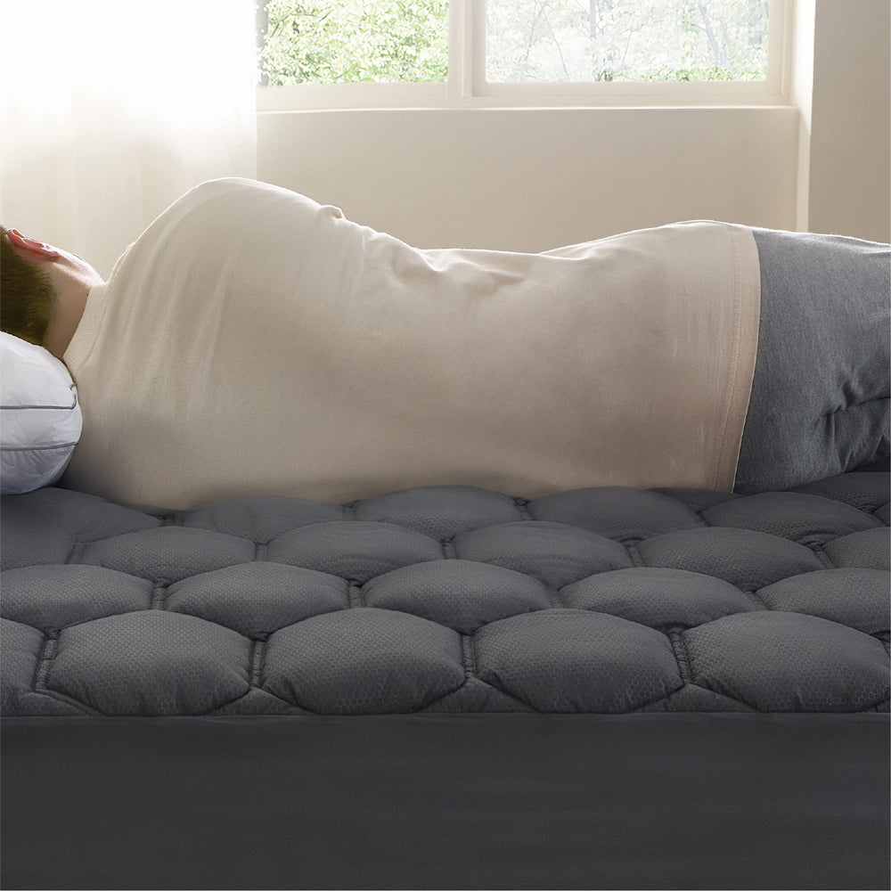 Bedsure plan rapproché du matelassage nid d'abeille offrant soutien uniforme
