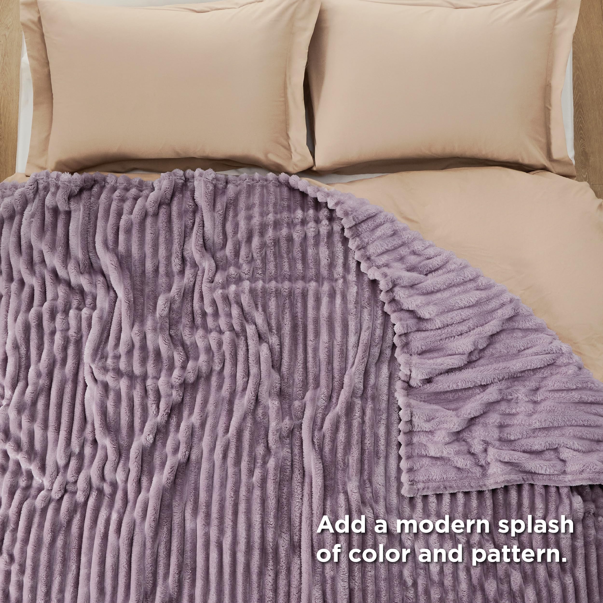 Bedsure couverture utilisée sur canapé, confort pour soirées