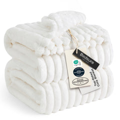 Bedsure couverture face entière off white montrant confort et grand format