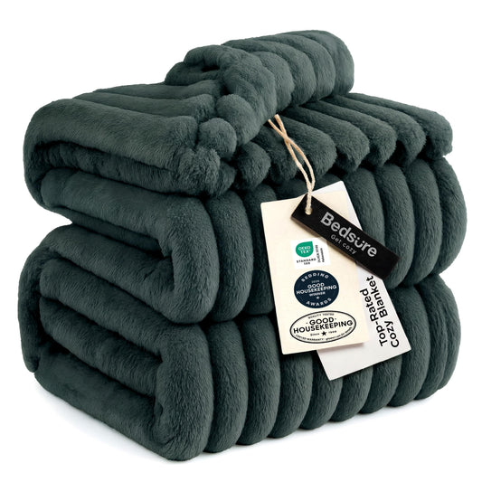 Bedsure couverture face pleine mallard green montrant finition élégante et confort