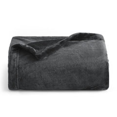 Bedsure couverture gris foncé pliée, gain de place et élégance