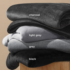 Bedsure couverture étendue sur lit full charcoal, chaleur cosy