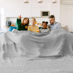 Bedsure couverture oversize sur lit king apportant confort visible