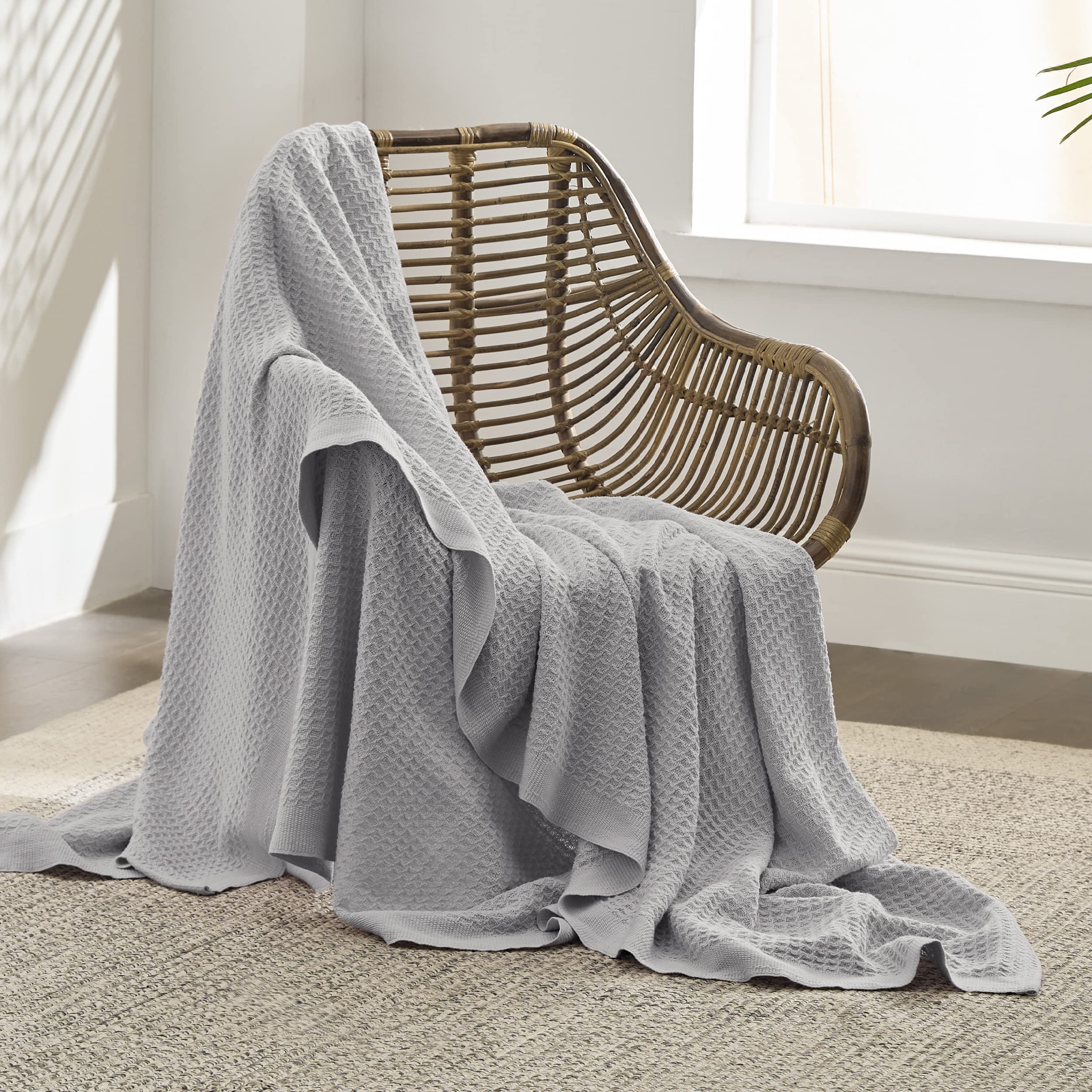 Bedsure détail des bords et coutures garantissant finition soignée