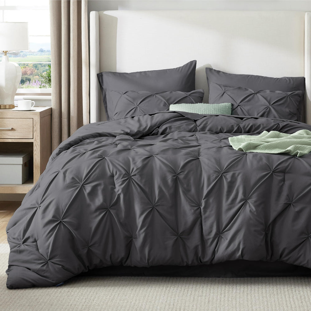 Bedsure détail des coutures et plis pincés garantissant finition soignée