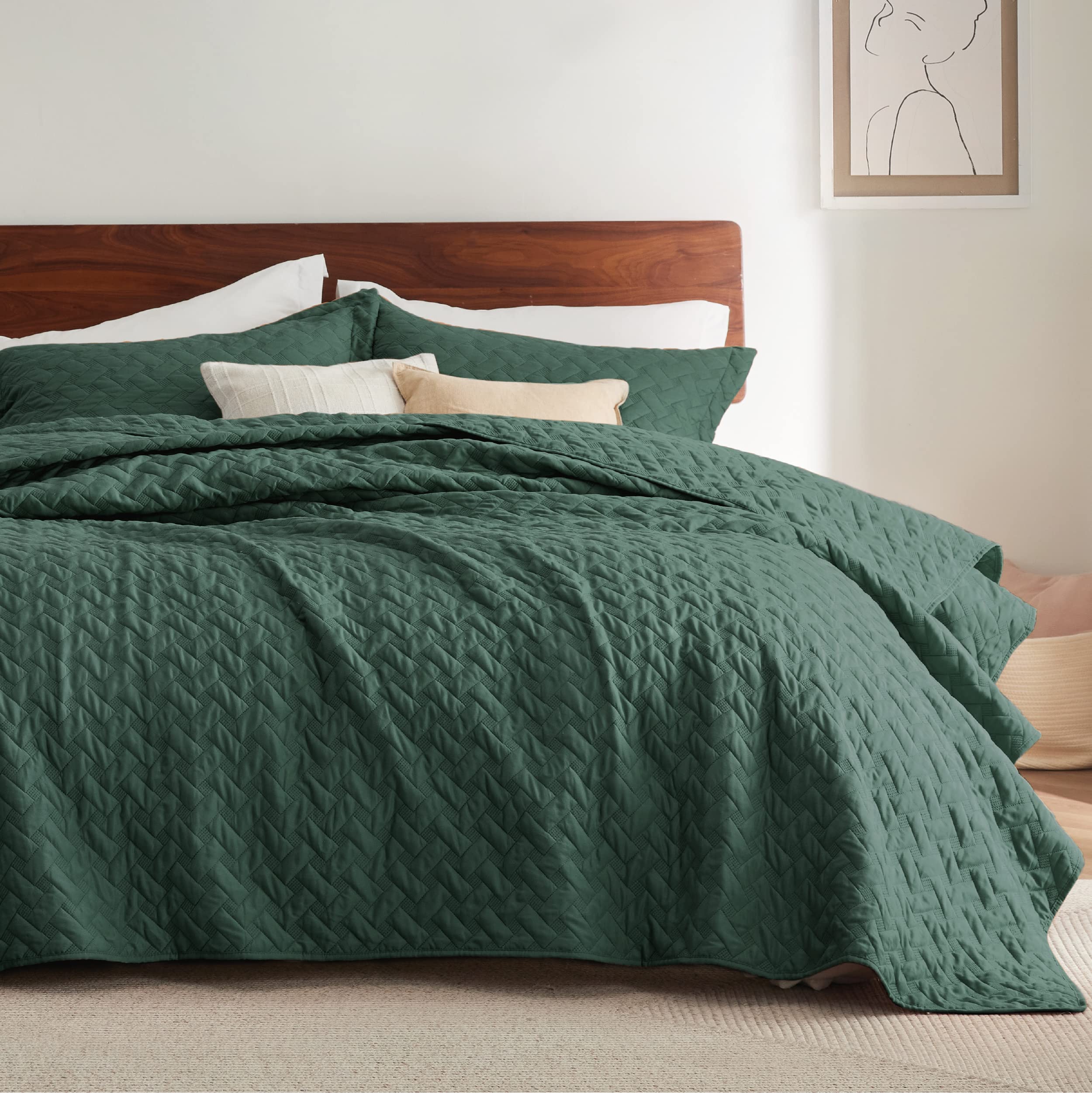 Bedsure détail du garnissage microfibre garantissant chaleur légère