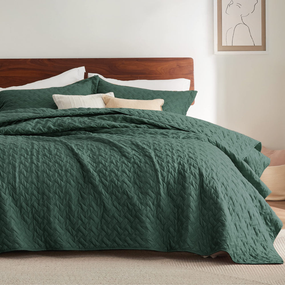 Bedsure détail du garnissage microfibre garantissant chaleur légère