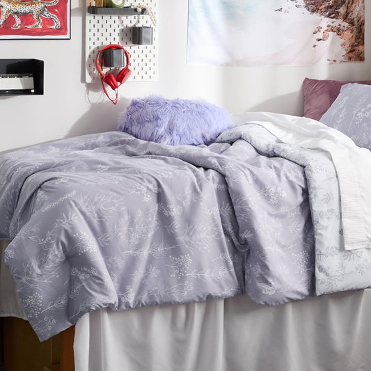 Bedsure gros plan du tissu floral montrant finesse du motif et durabilité