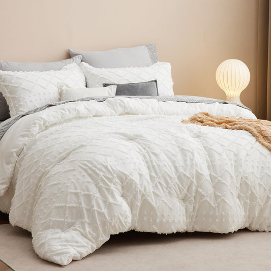 Bedsure gros plan du tuftage brodé offrant un aspect artisanal raffiné
