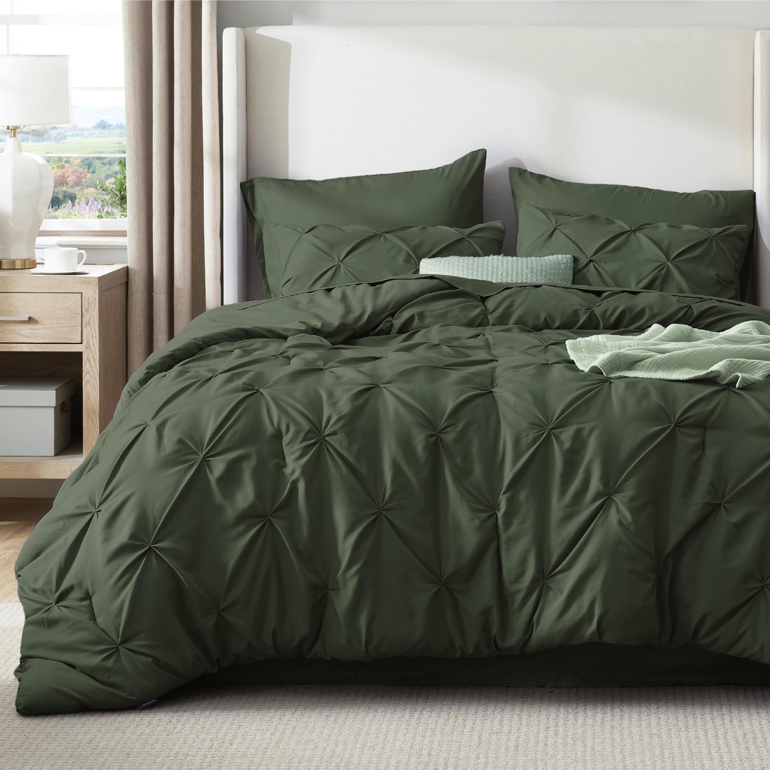 Bedsure gros plan microfibre brossée montrant douceur et confort tactile