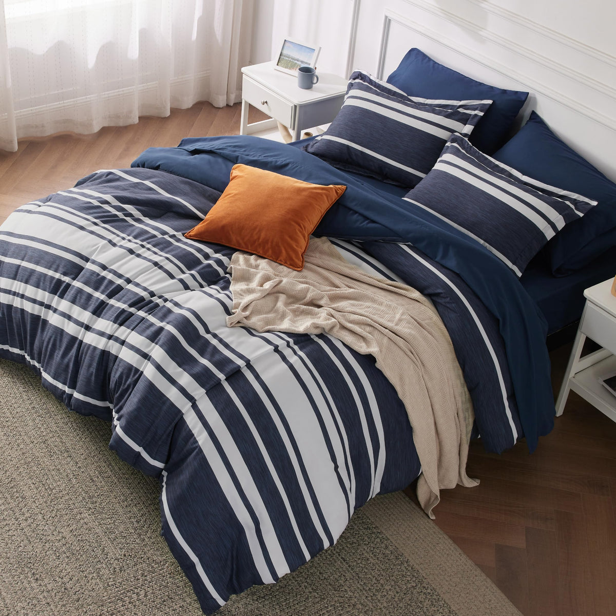 Bedsure ensemble devant bleu marine montrant style et confort