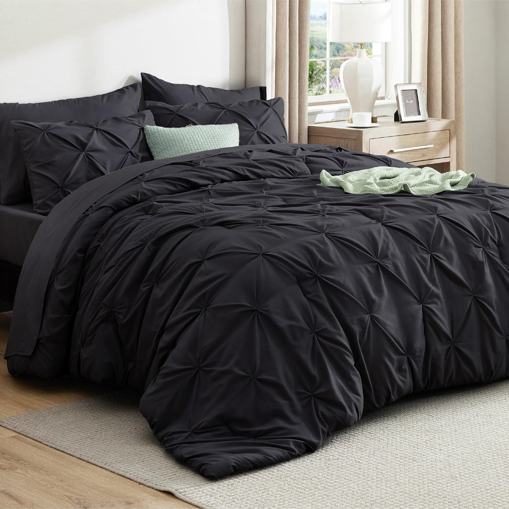 Bedsure vue frontale de l'ensemble king noir montrant un style élégant et apaisant