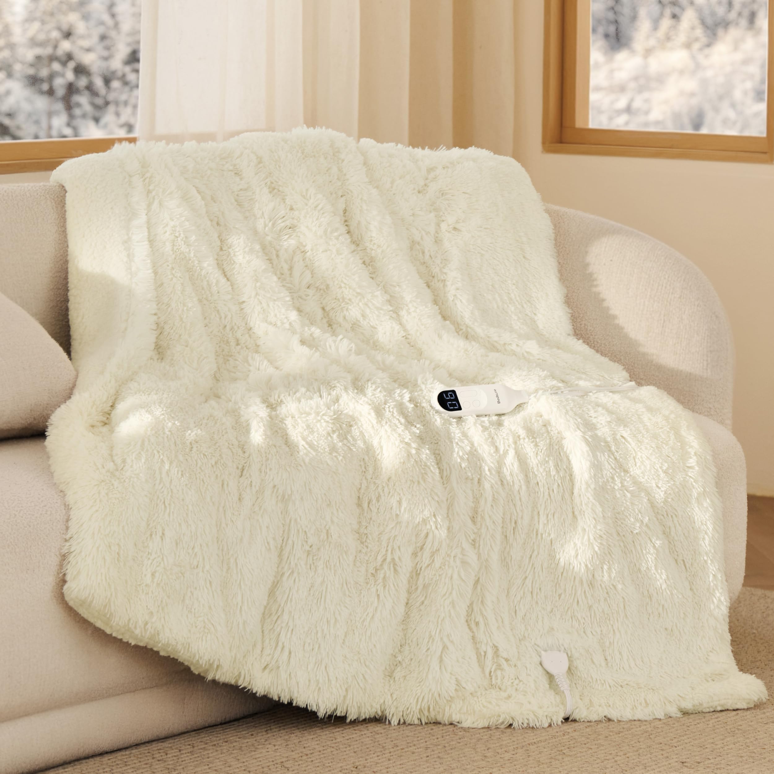 Bedsure ambiance chaleureuse dans chambre montrant confort cosy pour soirées