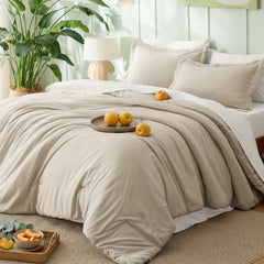 Bedsure face avant de l’ensemble queen beige/blanc montrant élégance et confort