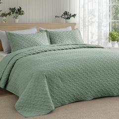 Bedsure gros plan garnissage microfibre montre douceur et isolation