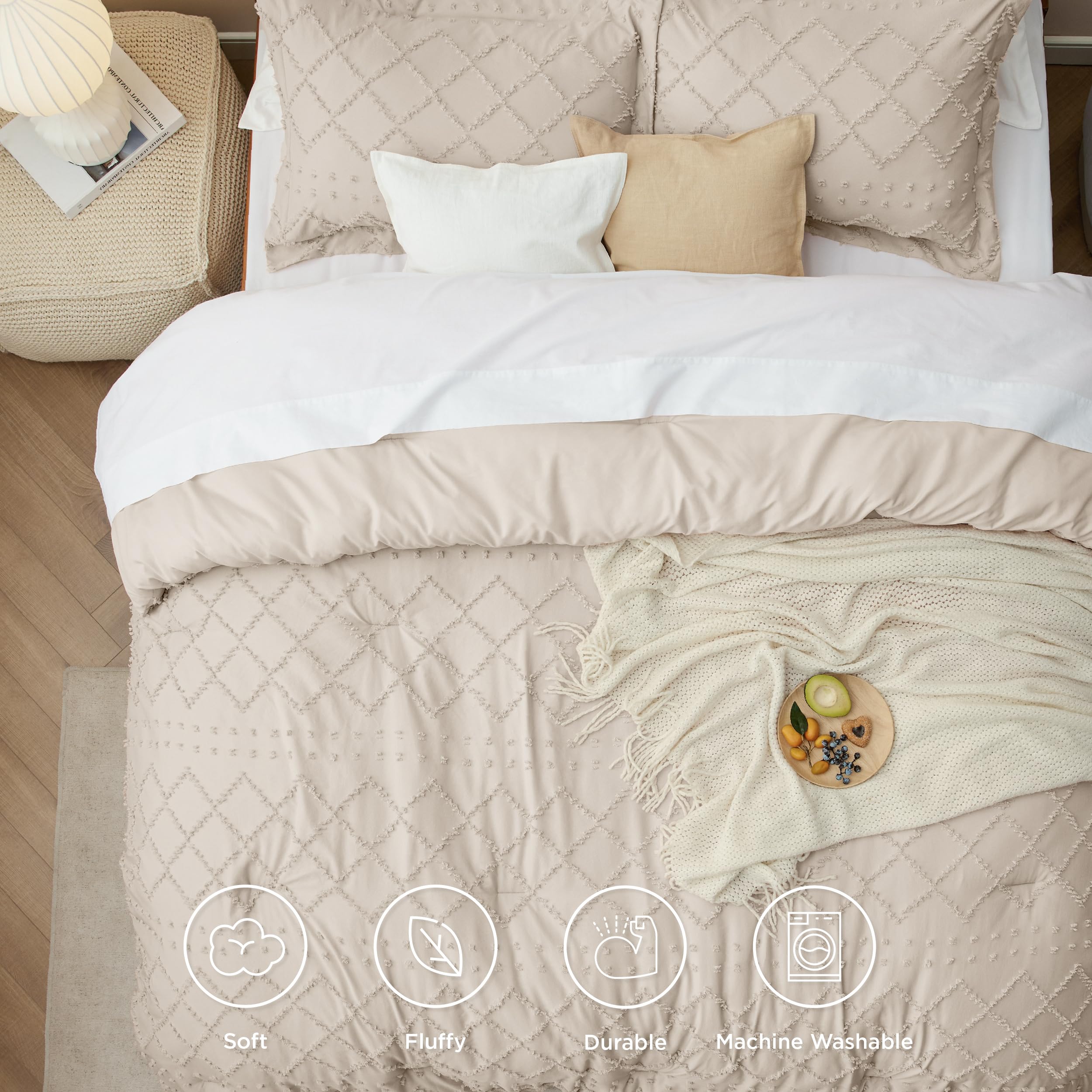 Bedsure vue du garnissage moelleux illustrant chaleur légère et confort