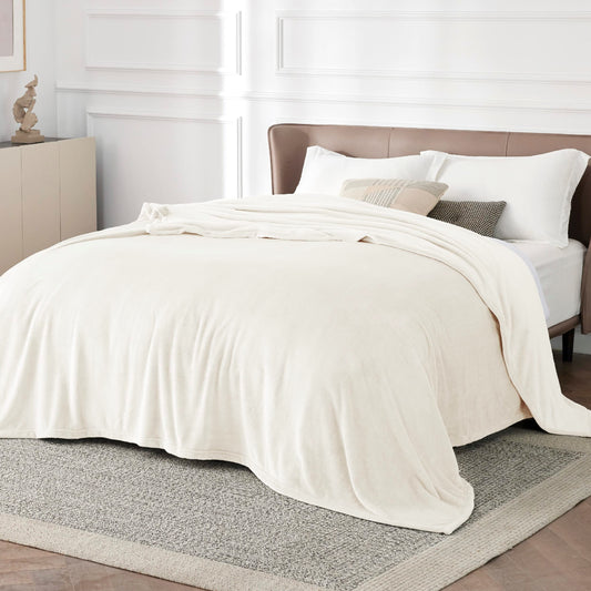 Bedsure gros plan texture douce montrant la microfibre et confort
