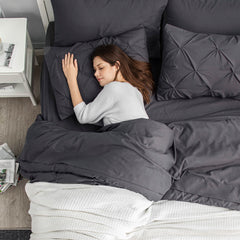 Bedsure gros plan microfibre douce montrant texture confortable et silencieuse