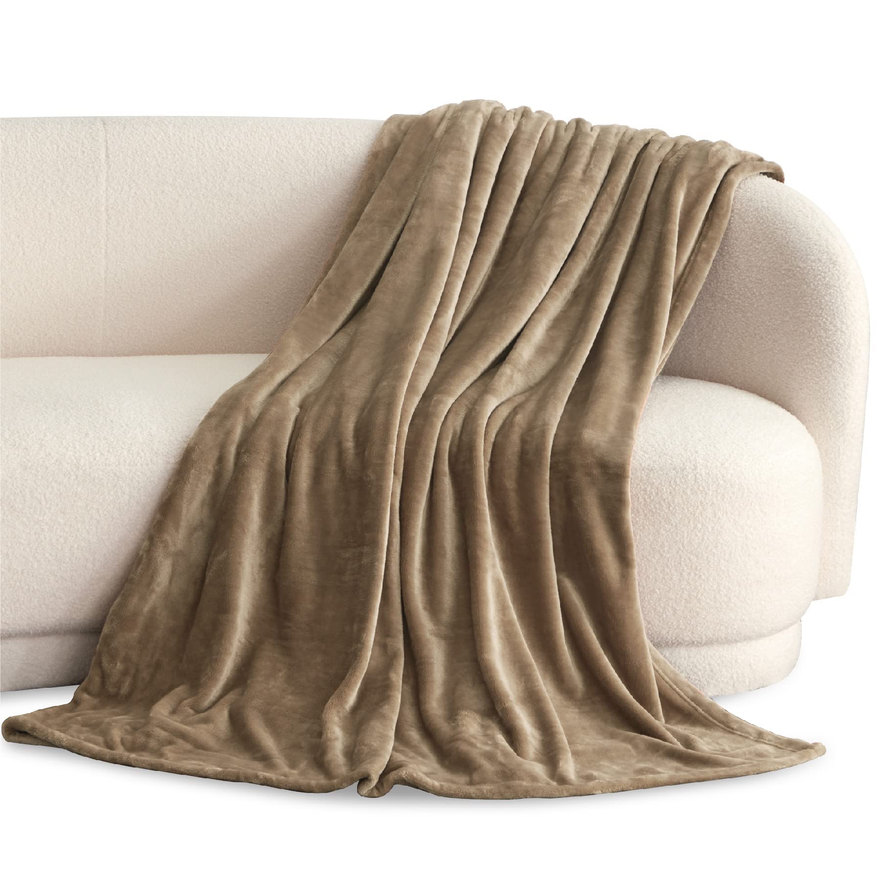 Bedsure gros plan de la microfibre montrant texture douce et confort