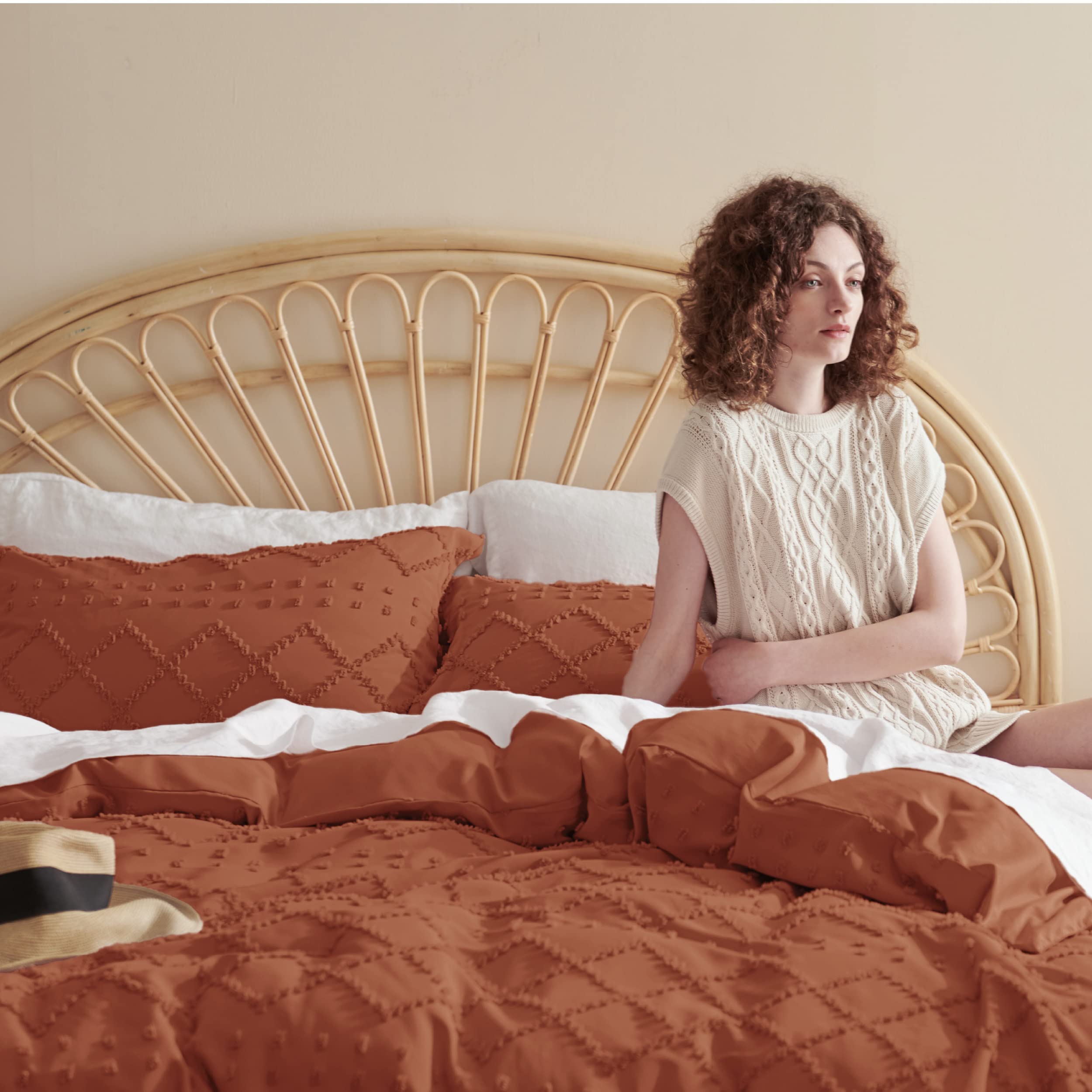 Bedsure housse installée avec insert bien maintenu pour un lit net