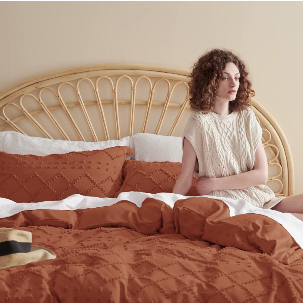 Bedsure housse installée avec insert bien maintenu pour un lit net