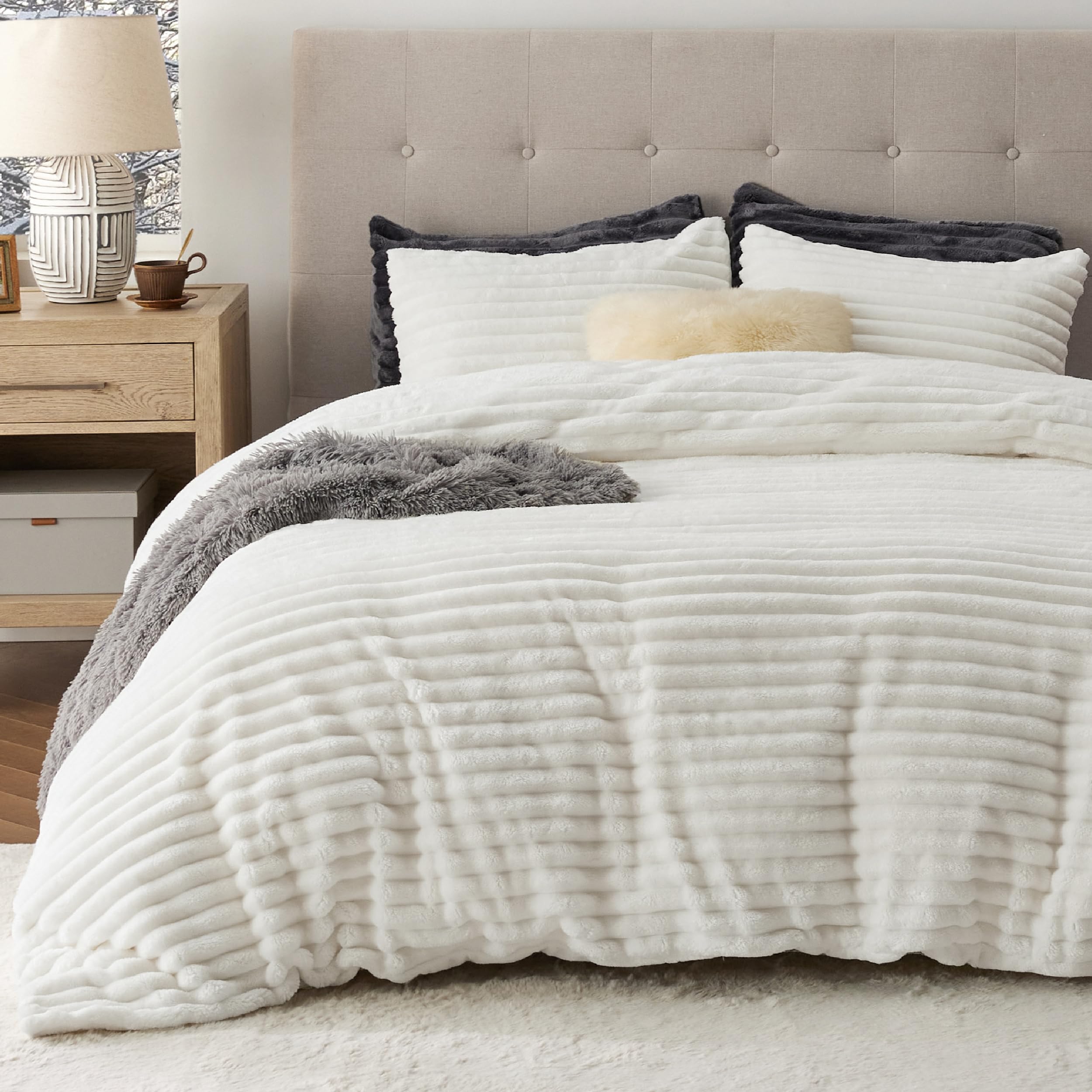 Bedsure housse de couette face avant rayée apportant un look chaleureux