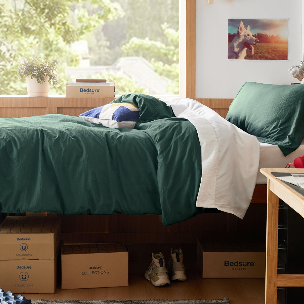 Bedsure housse installée sur lit dans chambre stylée apportant ambiance chaleureuse
