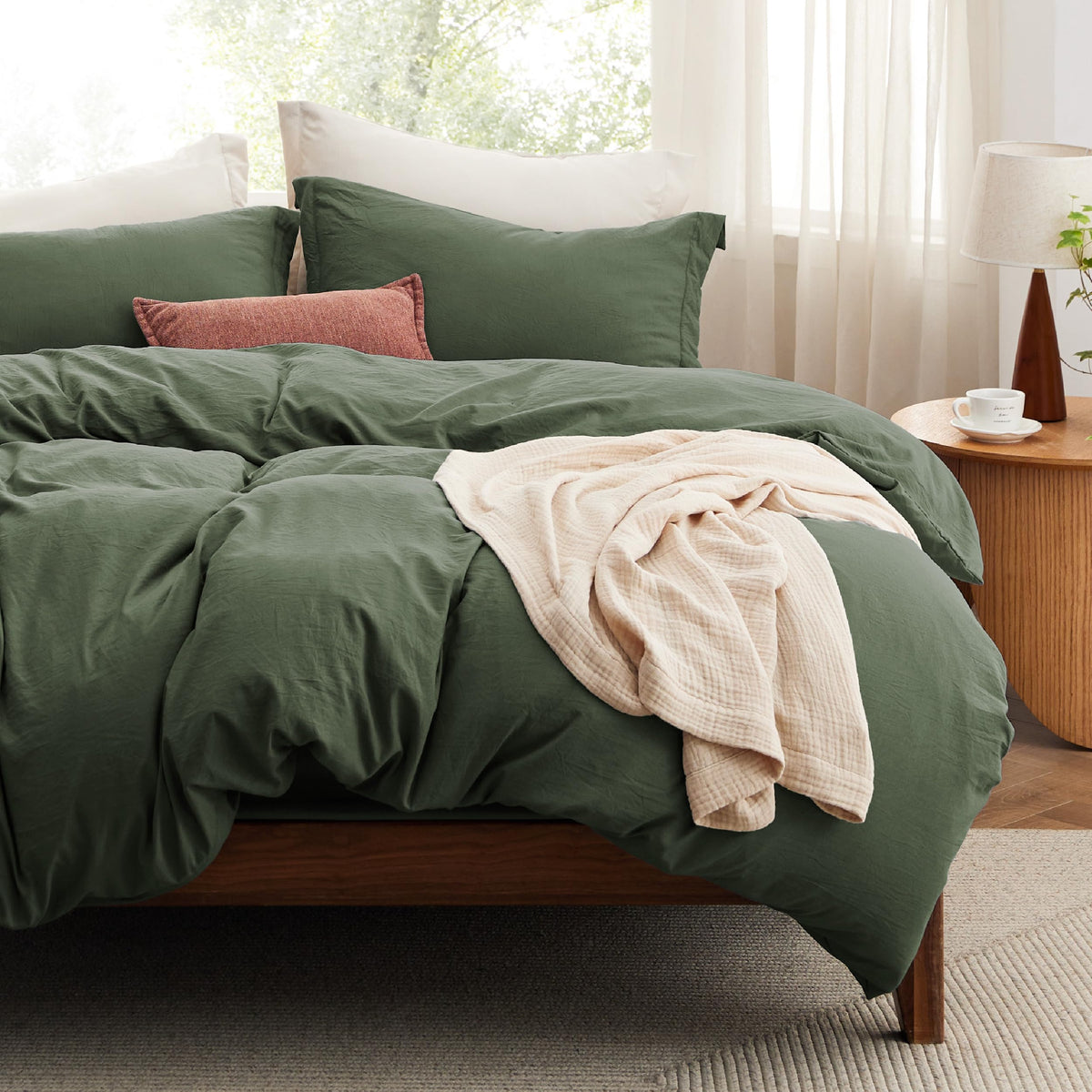 Bedsure housse de couette face olive montrant la couleur chaleureuse et confort immédiat