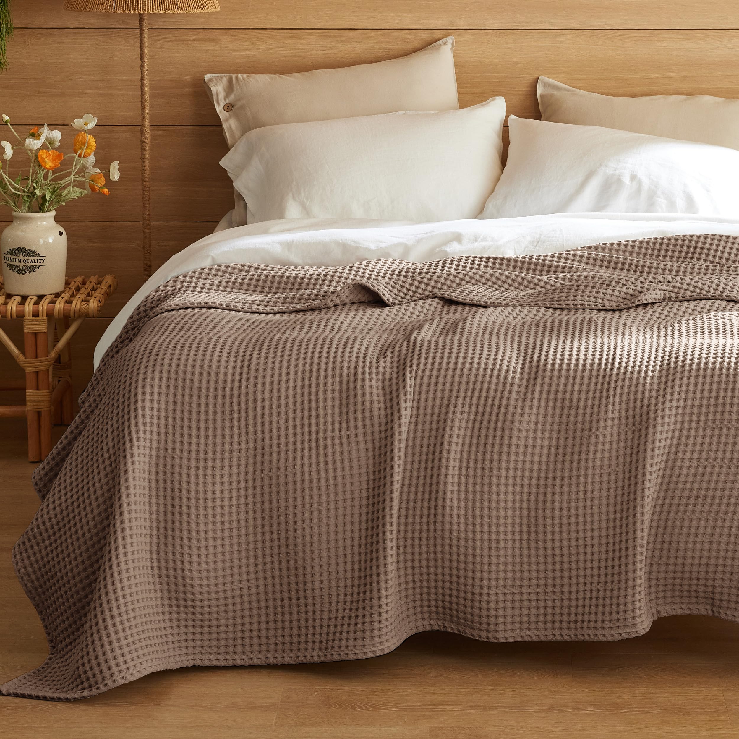 Bedsure jeté sur canapé ajoutant élégance et confort visuel