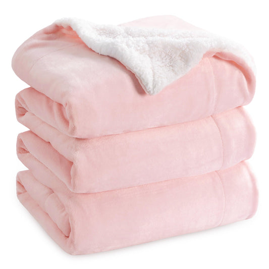 Bedsure vue avant de la couverture king rose montrant l’esthétique et le confort