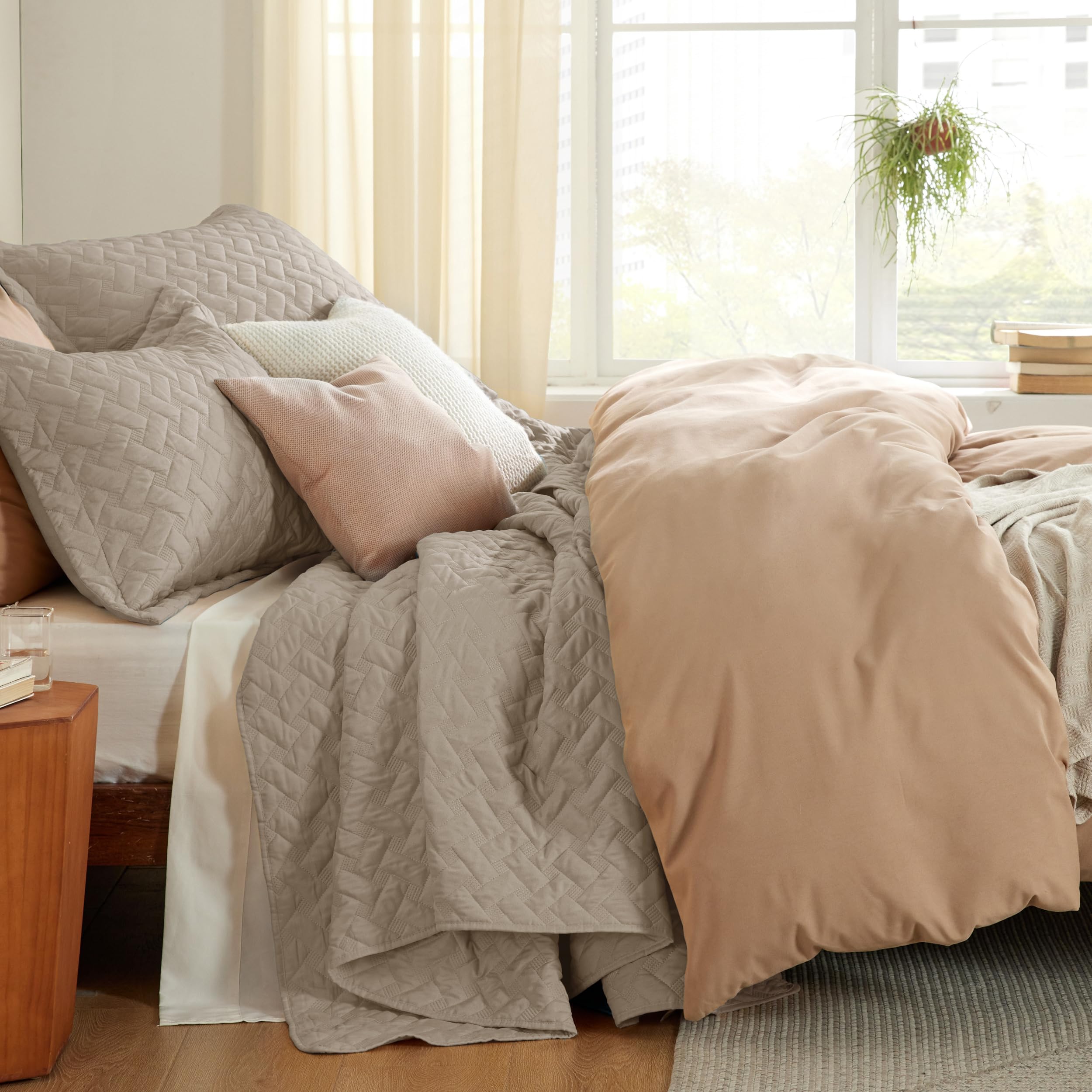 Bedsure taies incluses avec la couette soulignant un ensemble coordonné