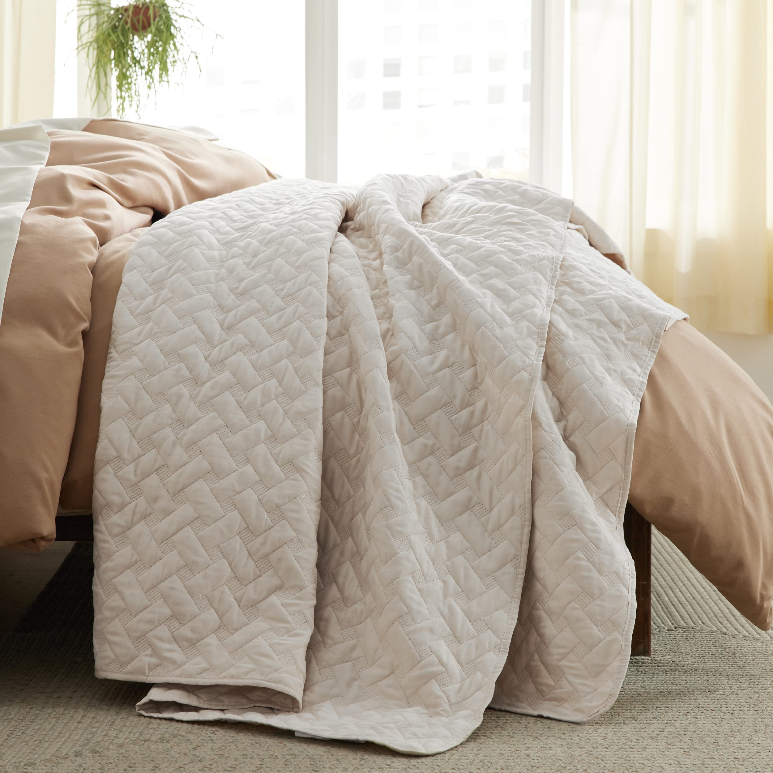 Bedsure lit fait avec taies assorties pour un ensemble coordonné et chic