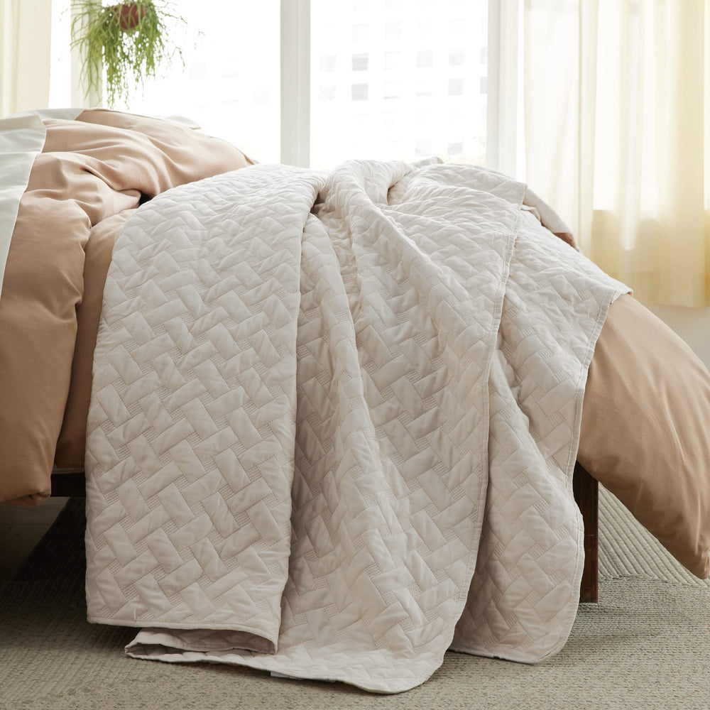 Bedsure lit fait avec taies assorties pour un ensemble coordonné et chic