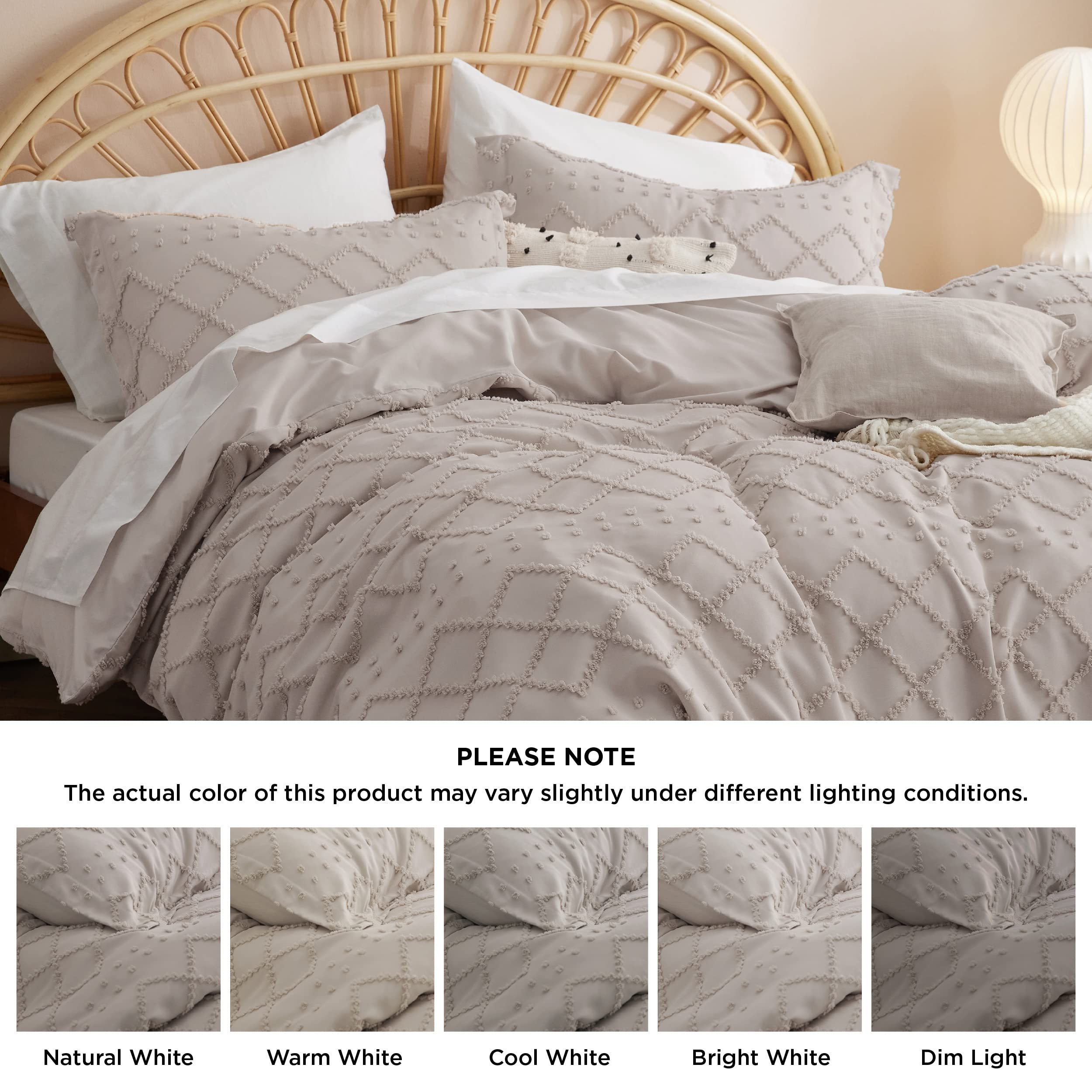 Bedsure microfibre pliée montrant finesse du tissu et facilité d'entretien