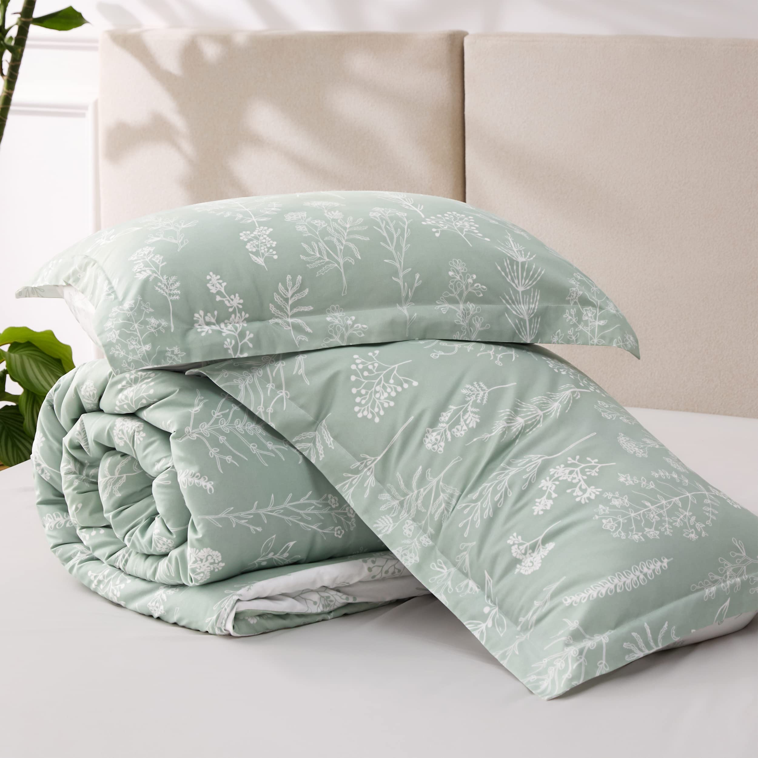 Bedsure mise en scène chambre botanique ambiance chaleureuse