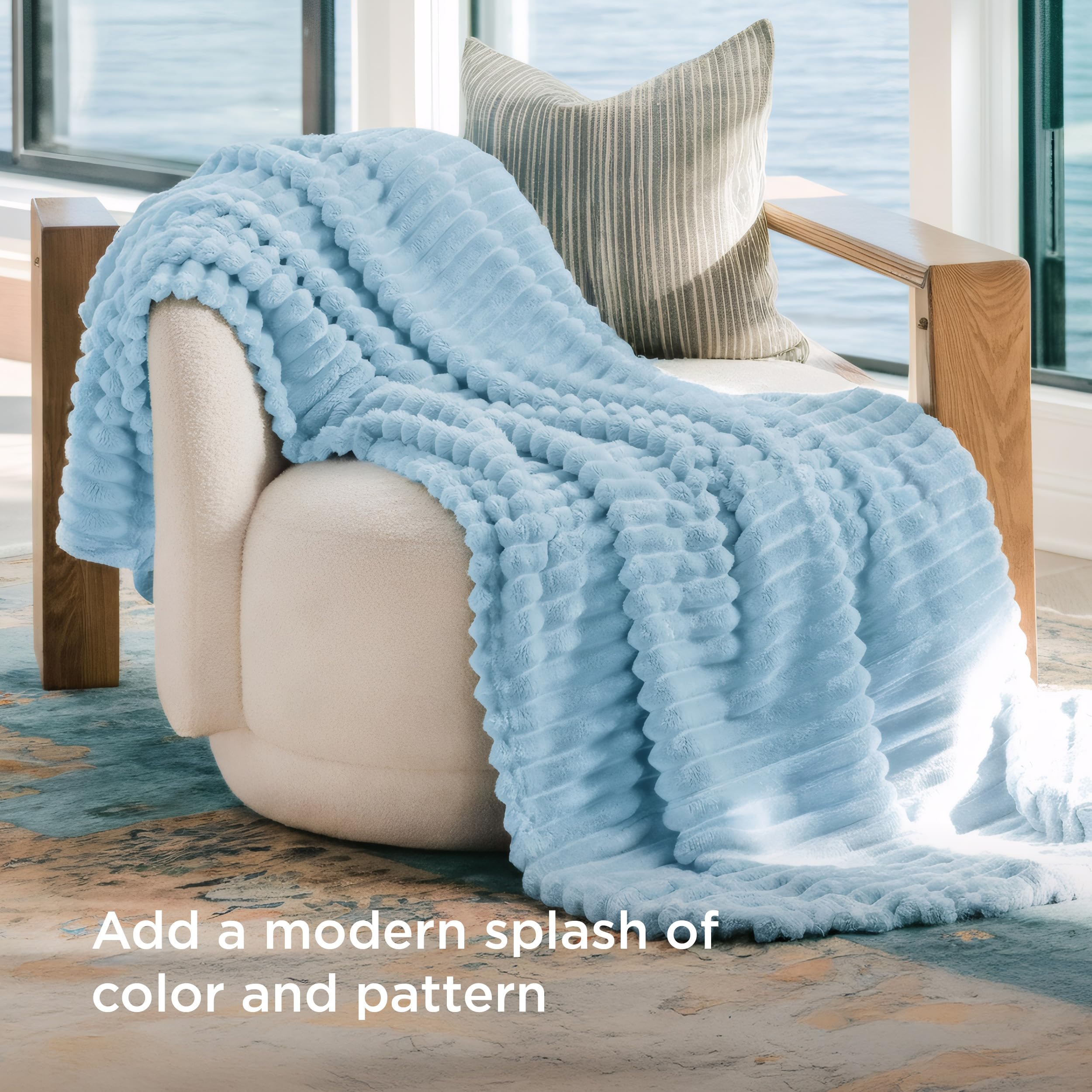 Bedsure plaid drapé sur canapé apportant chaleur et style