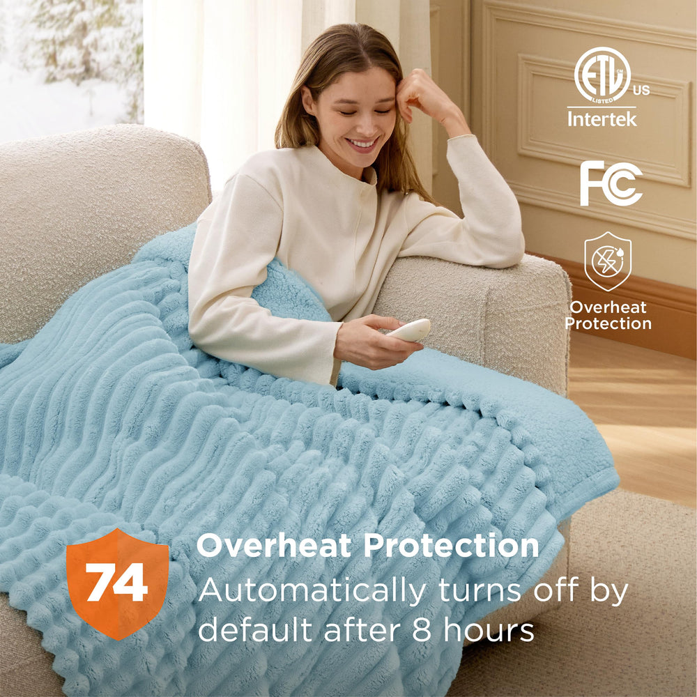 Bedsure plaid en usage sur canapé offrant chaleur pour soirée détente