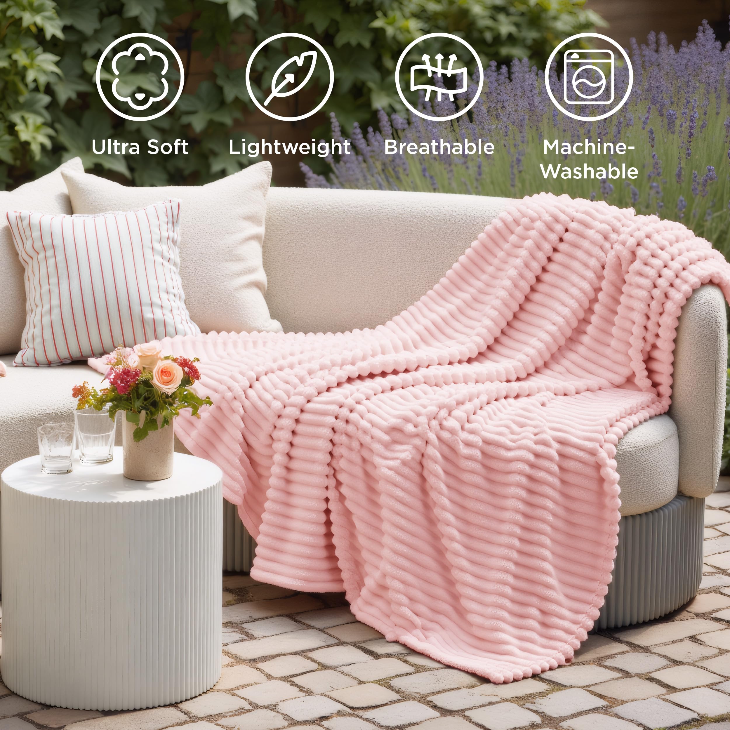 Plaid Bedsure posé sur lit, apporte chaleur et accent décoratif