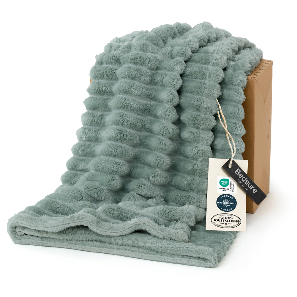 Bedsure plaid face entière en sage green montrant la couleur apaisante