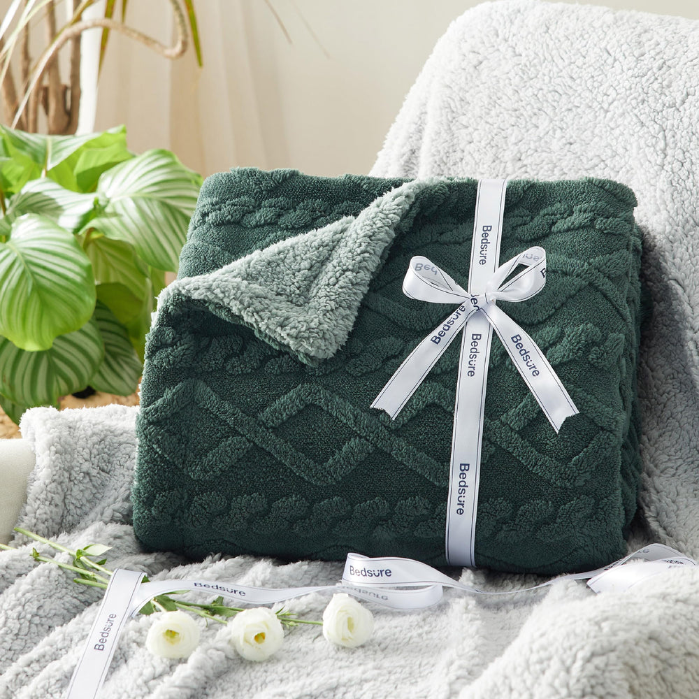 Bedsure plaid plié en package cadeau prêt à offrir pendant Noël