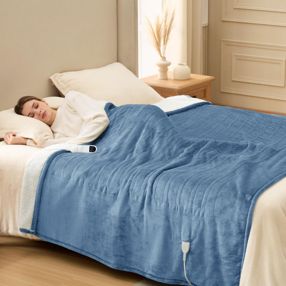 Bedsure plaid plié montrant rangement facile et polyvalence