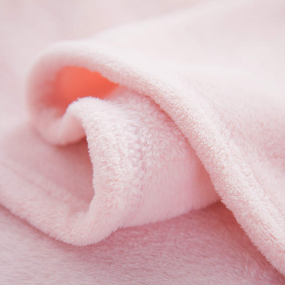 Bedsure plaid utilisé par un animal offrant confort pour animaux