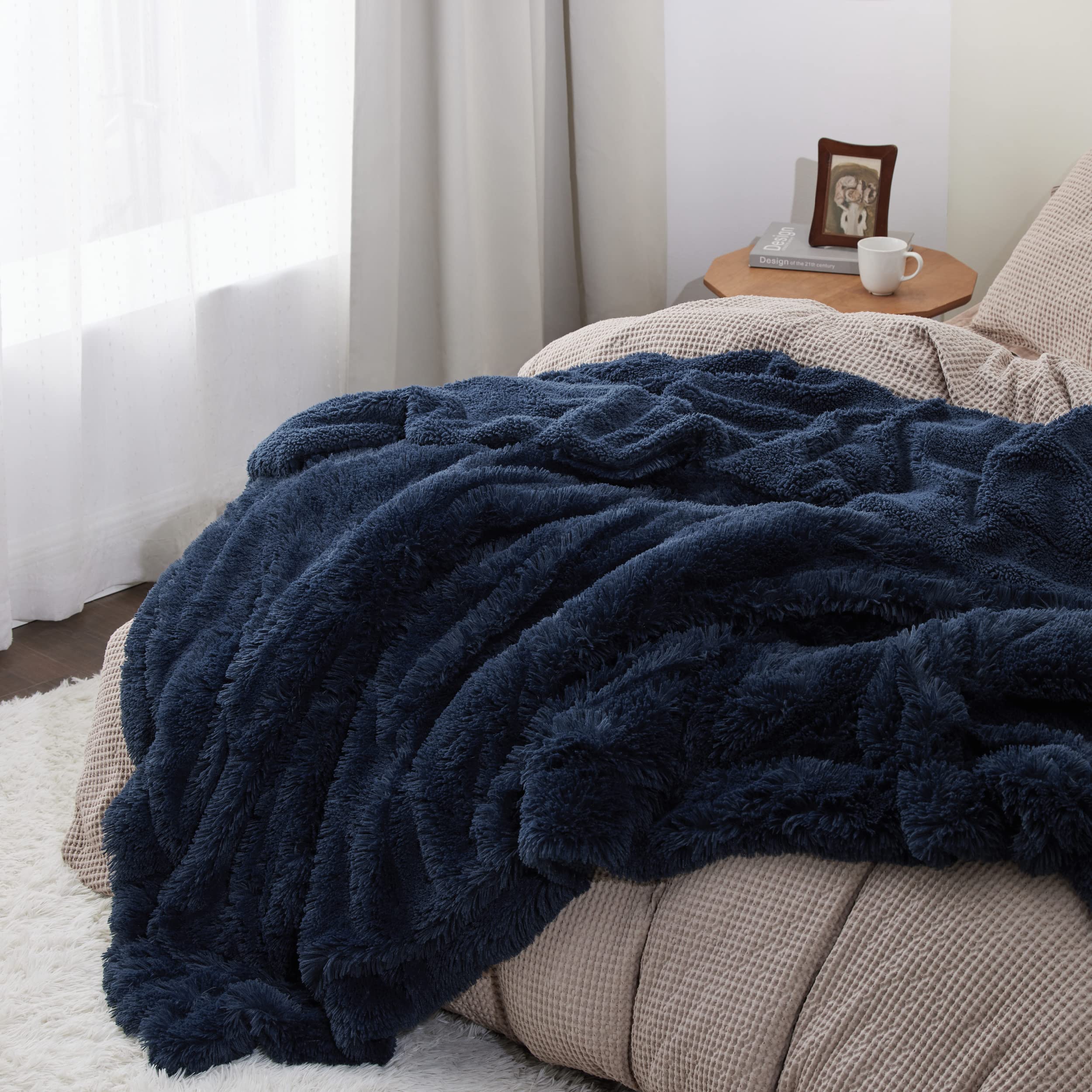 Bedsure plaid sur lit queen, finition décorative et style raffiné