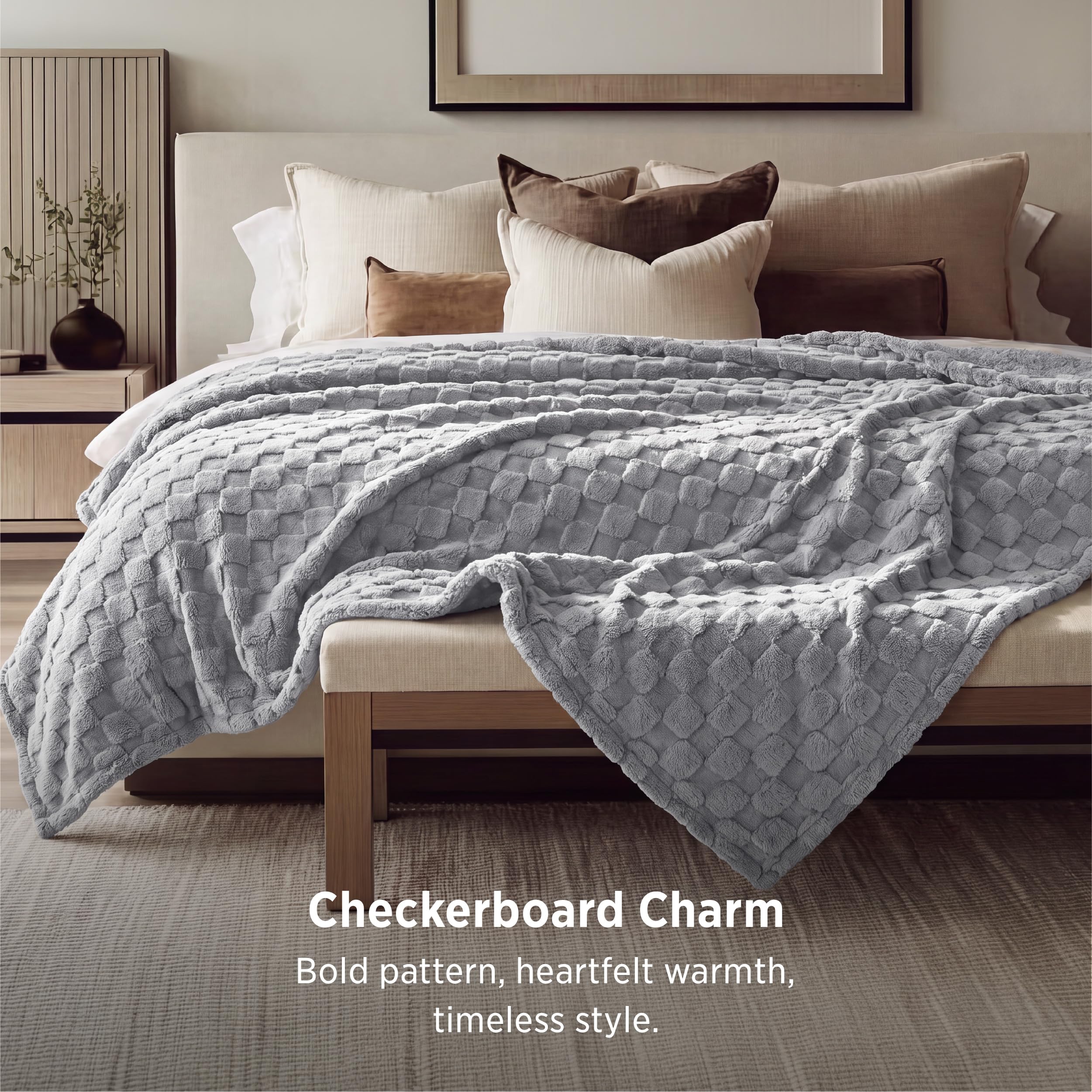 Bedsure plaid posé sur un lit queen illustrant l'ajustement et l'esthétique gris